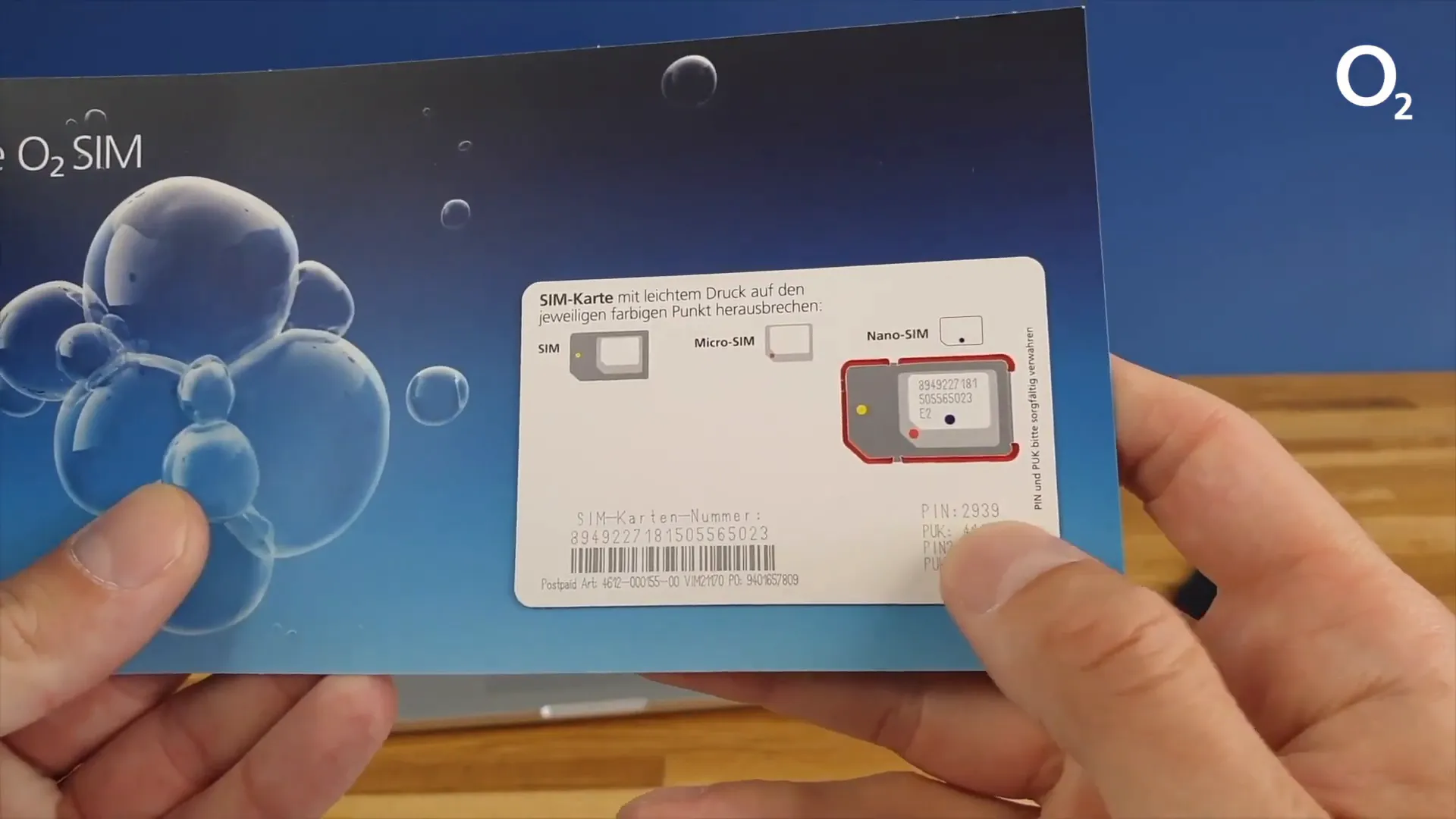PIN der SIM-Karte auf dem Rahmen