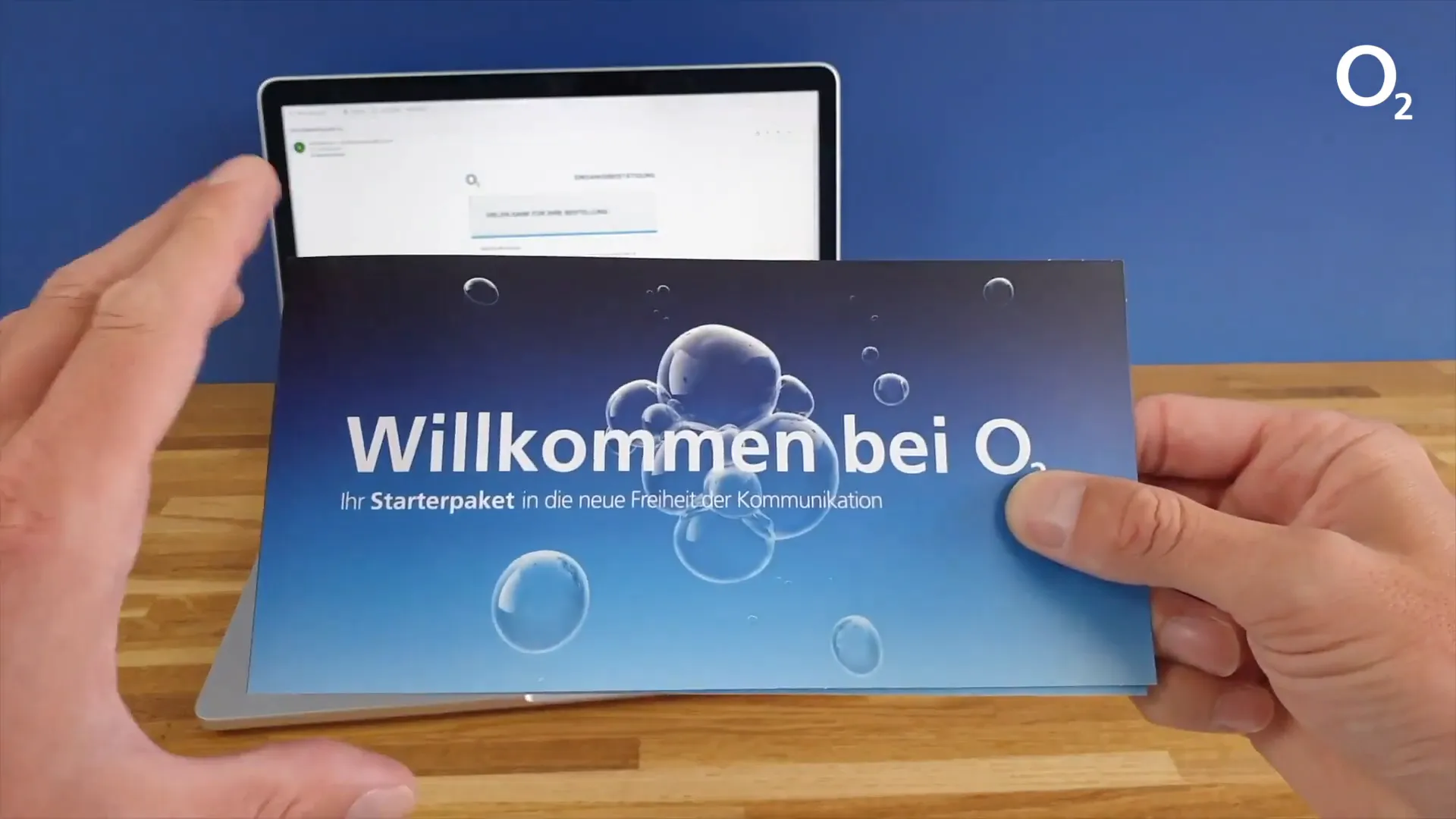 Willkommensflyer mit Aktivierungslink